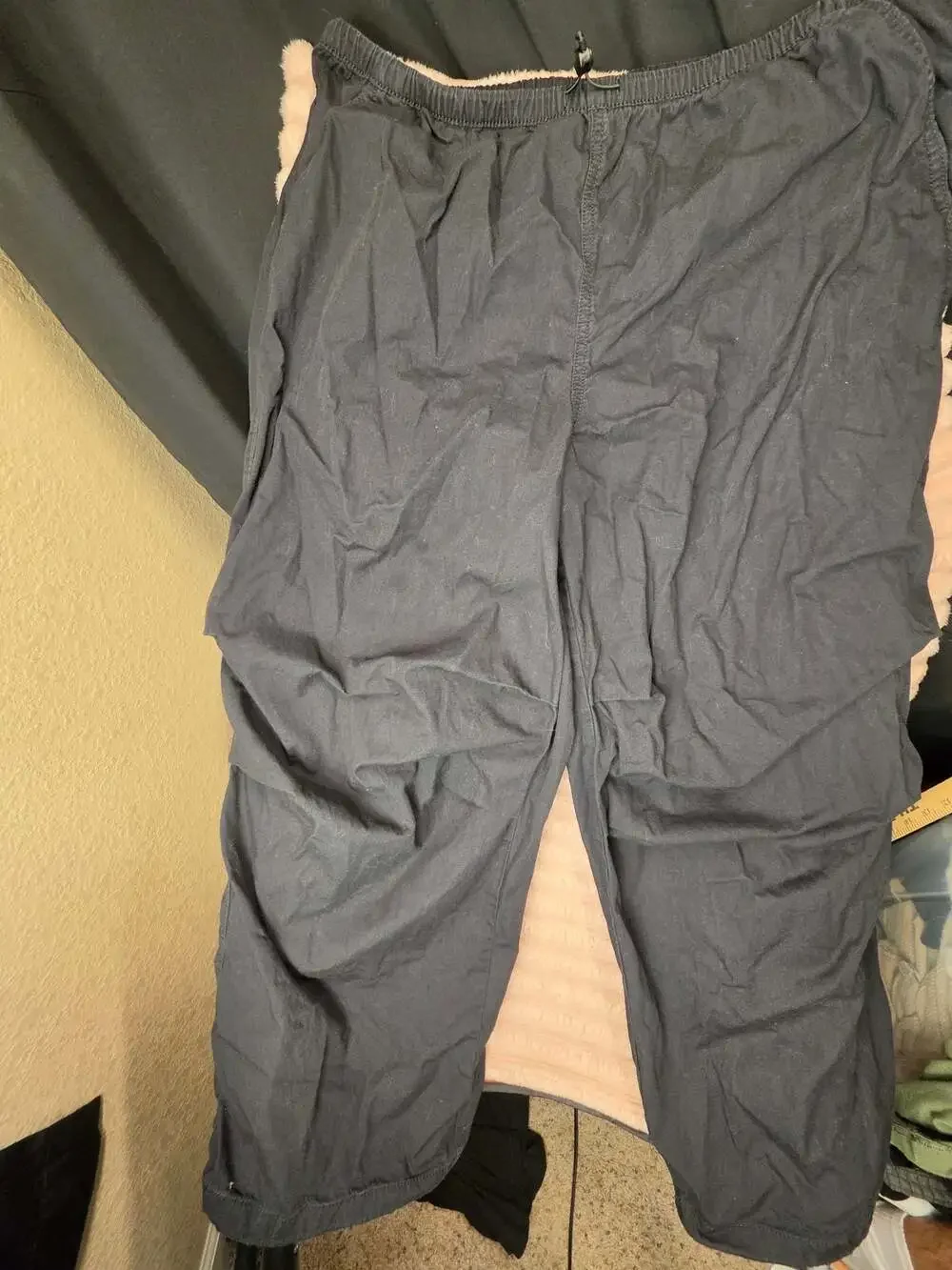 H&M Divided Men's Black Casual Elastic Waist Trousers